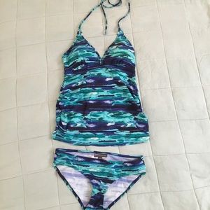 Maternity tankini swimsuit